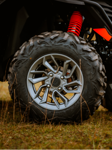 ZFORCE 950 SPORT — Pronto para enfrentar qualquer terreno