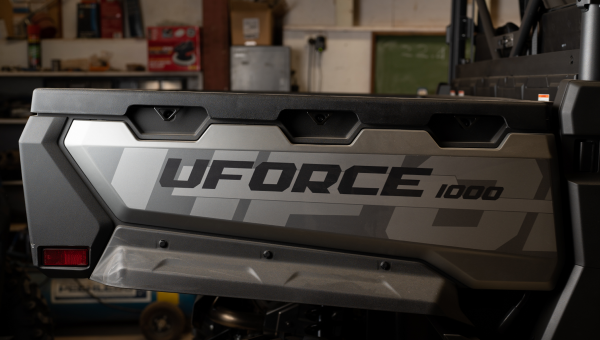 UFORCE 1000 — Standard equipment