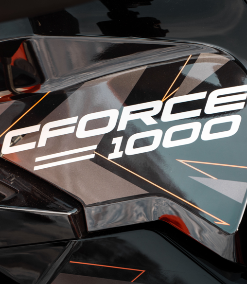 CFORCE 1000 — Motor V-Twin potente e comprovado