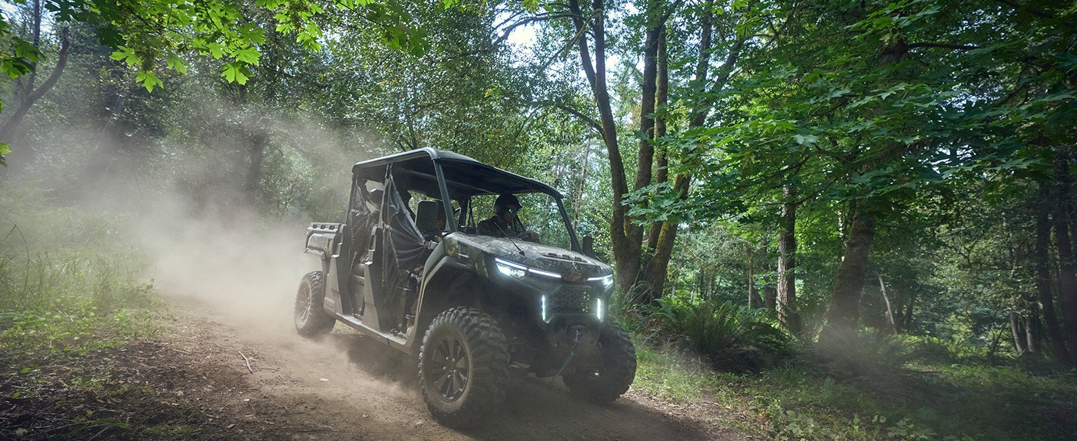 U10 XL PRO & U10 XL PRO HIGHLAND — Motor de três cilindros de 998 cc