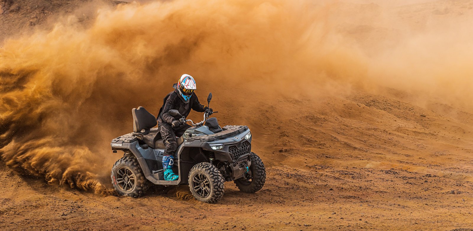 CFORCE 850 TOURING — Design incomparável