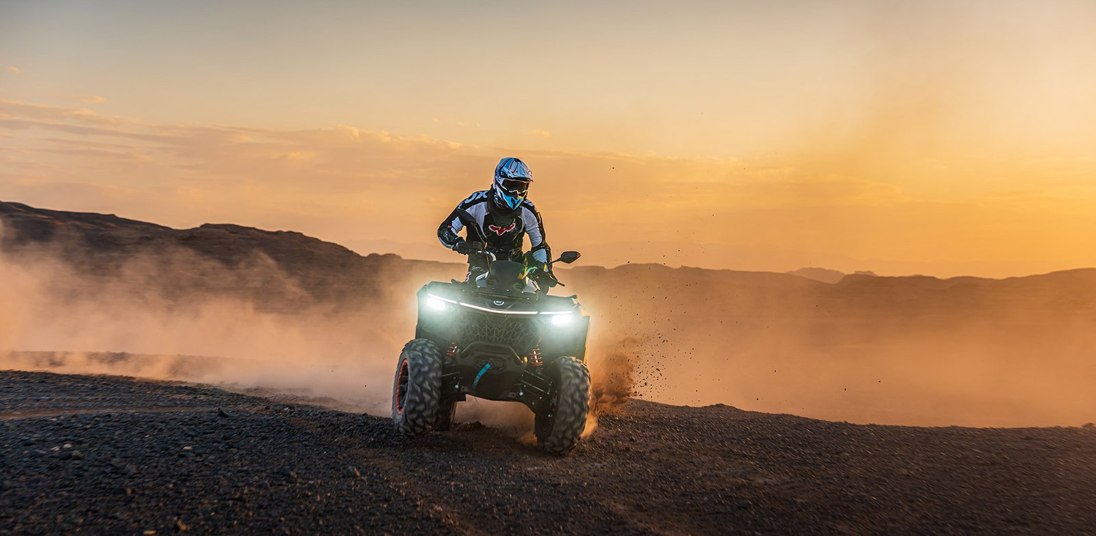 CFORCE 1000 TOURING — Presença redesenhada