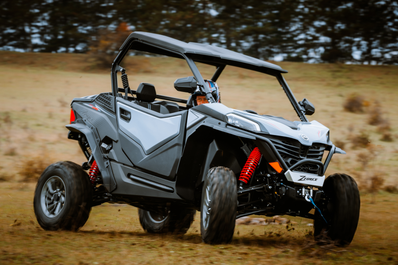 ZFORCE 950 SPORT — Maior capacidade de manobra