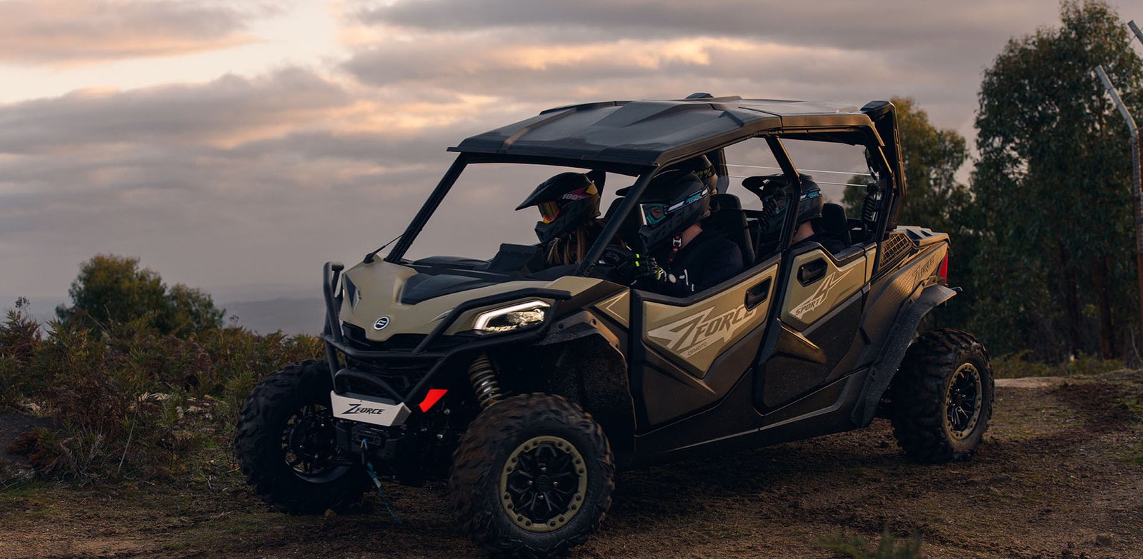 ZFORCE 950 SPORT-4 — Espaço
