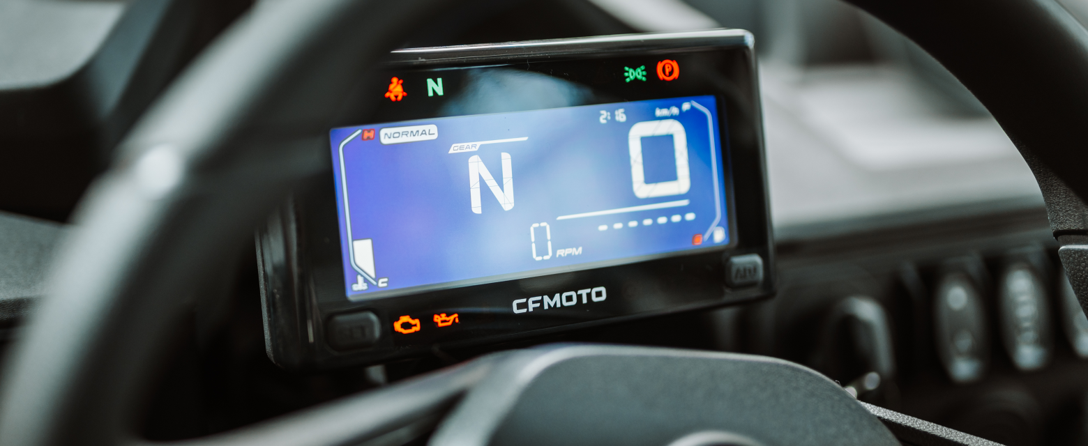 ZFORCE 950 SPORT — Ecrã TFT multifunções PULSE