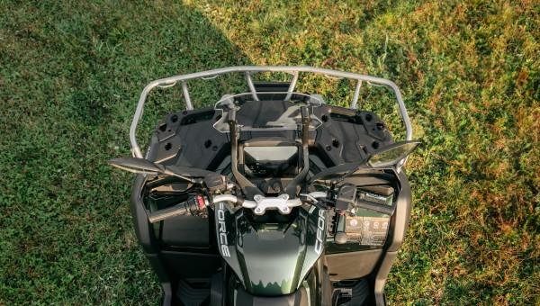 CFORCE 1000 OVERLAND — Equipamento premium de série